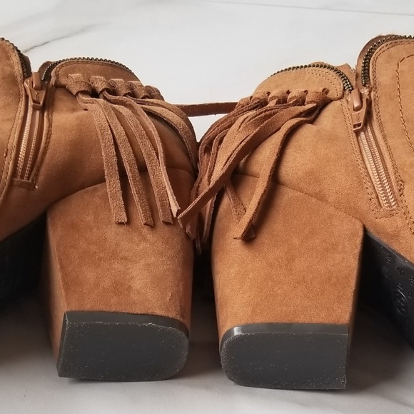Dolce Vita Cognac Sue Fringe Ankle Booties, Sz 9.5 - Picture 8 of 8